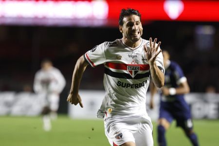 Transfer ban envolve dívida com ex-agente de Calleri