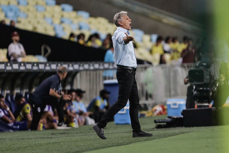 Renato explica time misto e vibra com o Fluminense: ‘Fizeram o que pedi’