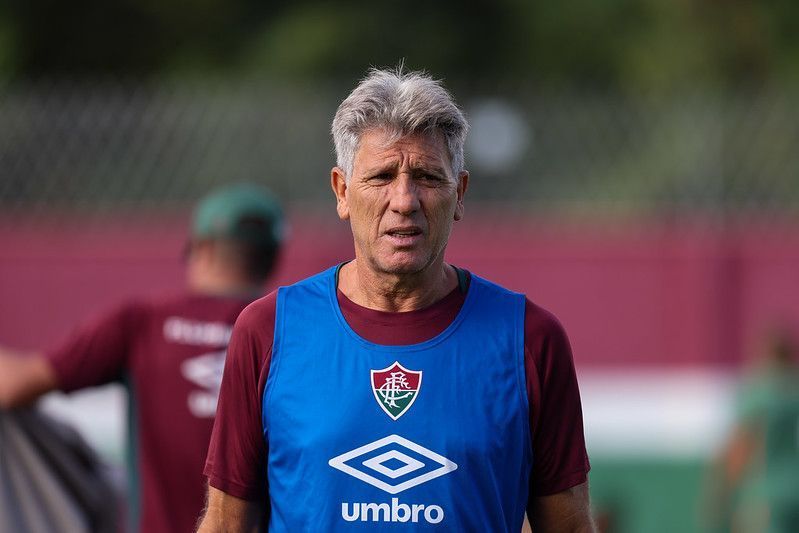 Invicto no Fluminense, Renato tem baixo aproveitamento contra o Botafogo