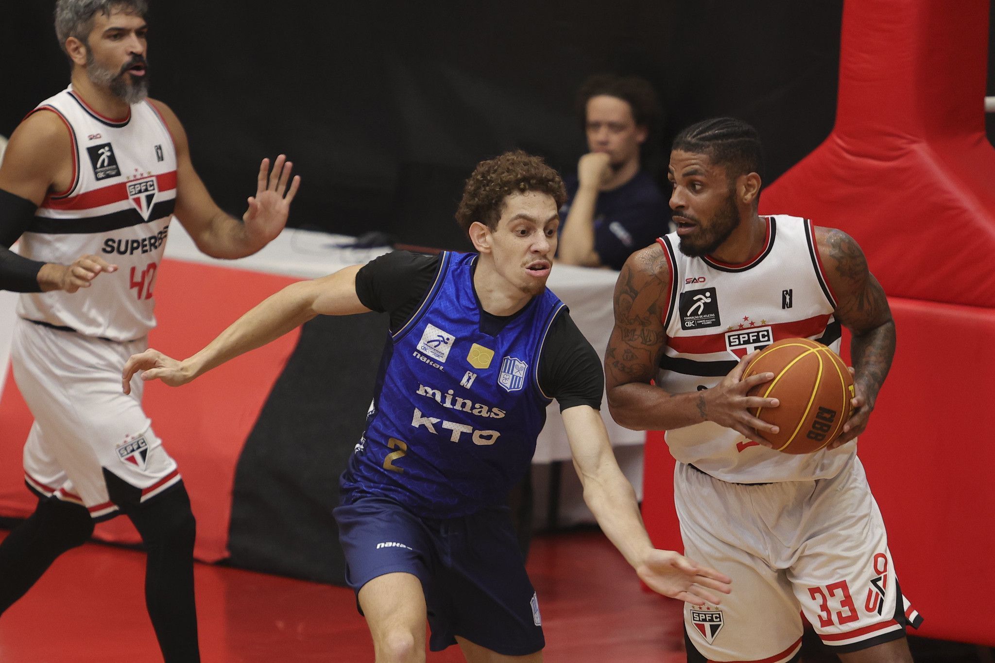 São Paulo vence KTO Minas e assegura vaga nos playoffs do NBB