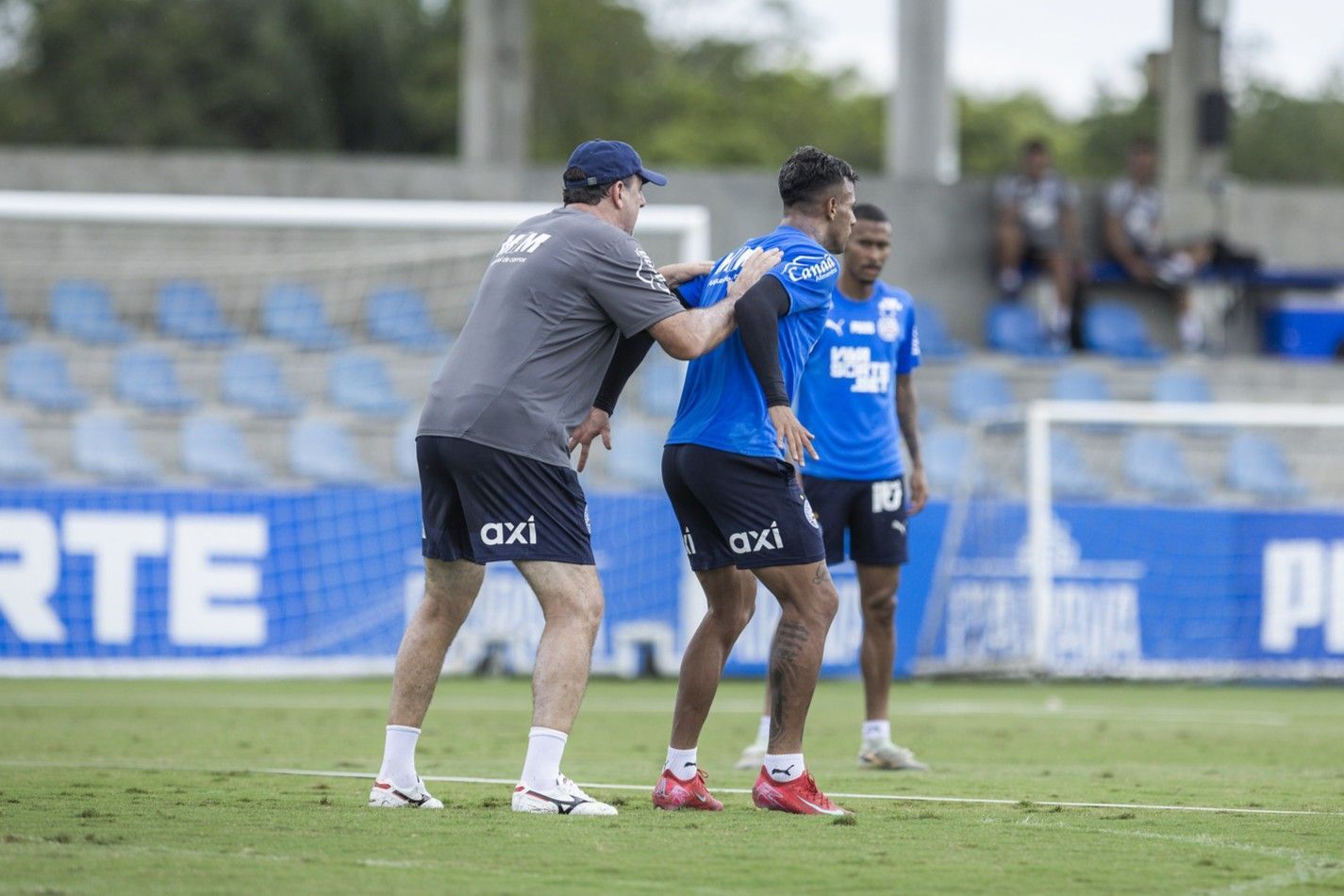 Escalação do Bahia: Ceni tem três desfalques para duelo inédito do Brasileirão
