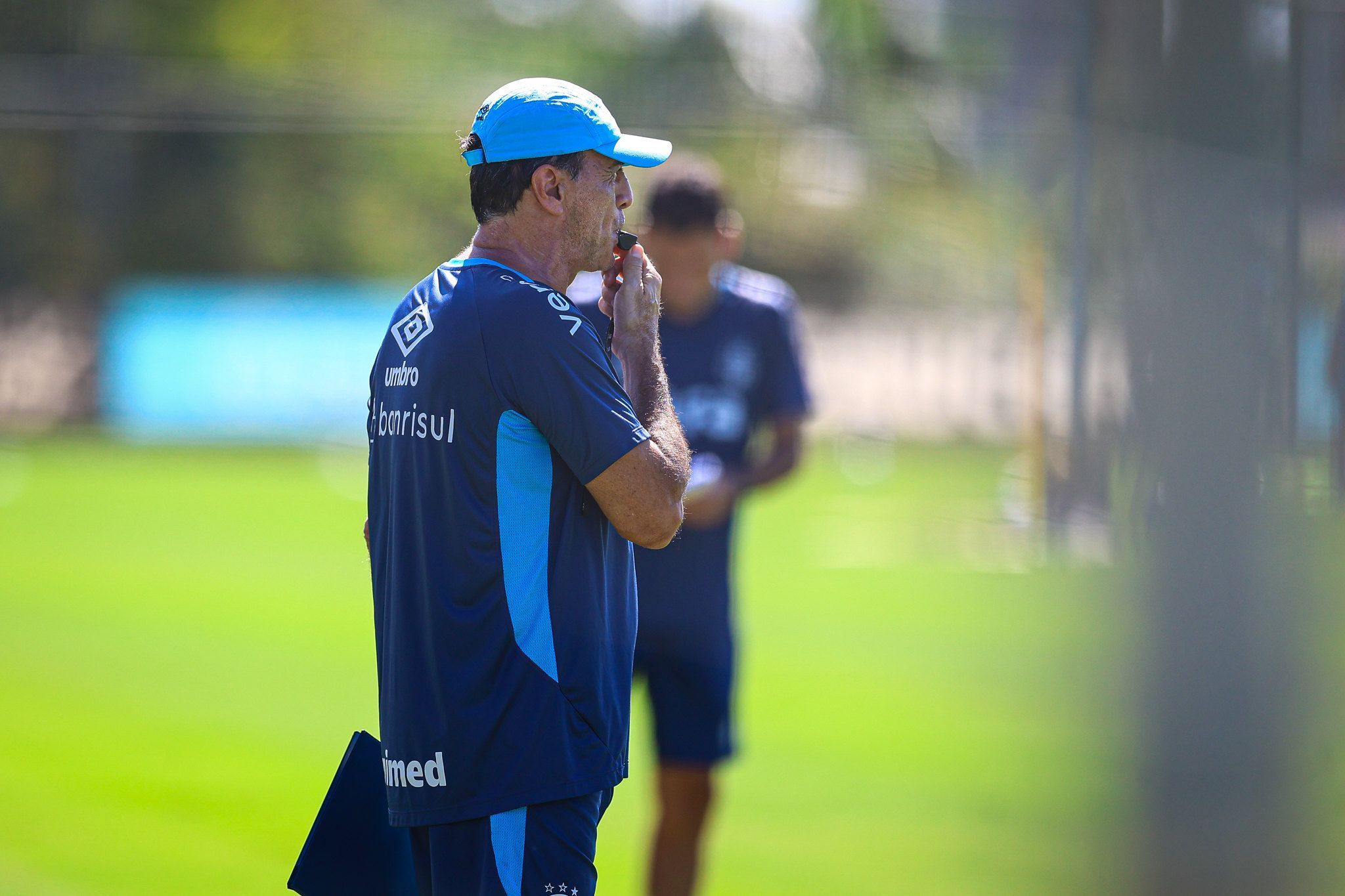 Escalação do Grêmio: Quinteros muda formato da equipe para encarar o Flamengo