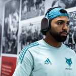 Gabigol e Lucas, de Cruzeiro e São Paulo, detonam gramado sintético no Brasil