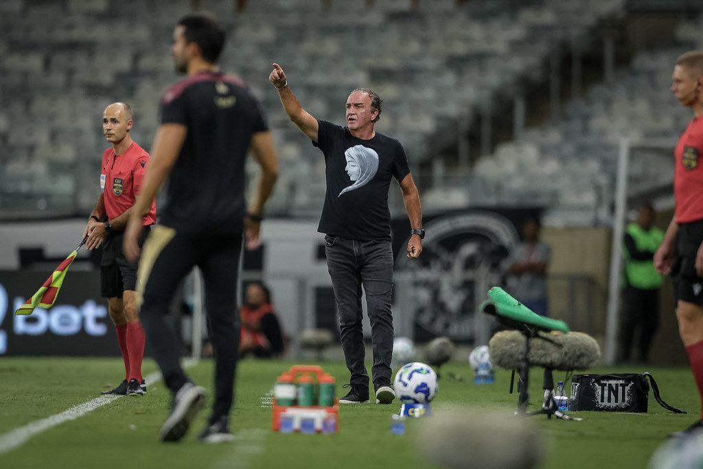 Cuca valoriza grupo do Atlético, mas promete: 'Vamos fortalecer esse elenco'