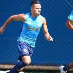 Como Marlon, ex-Cruzeiro, pode ser utilizado pelo Grêmio de Quinteros