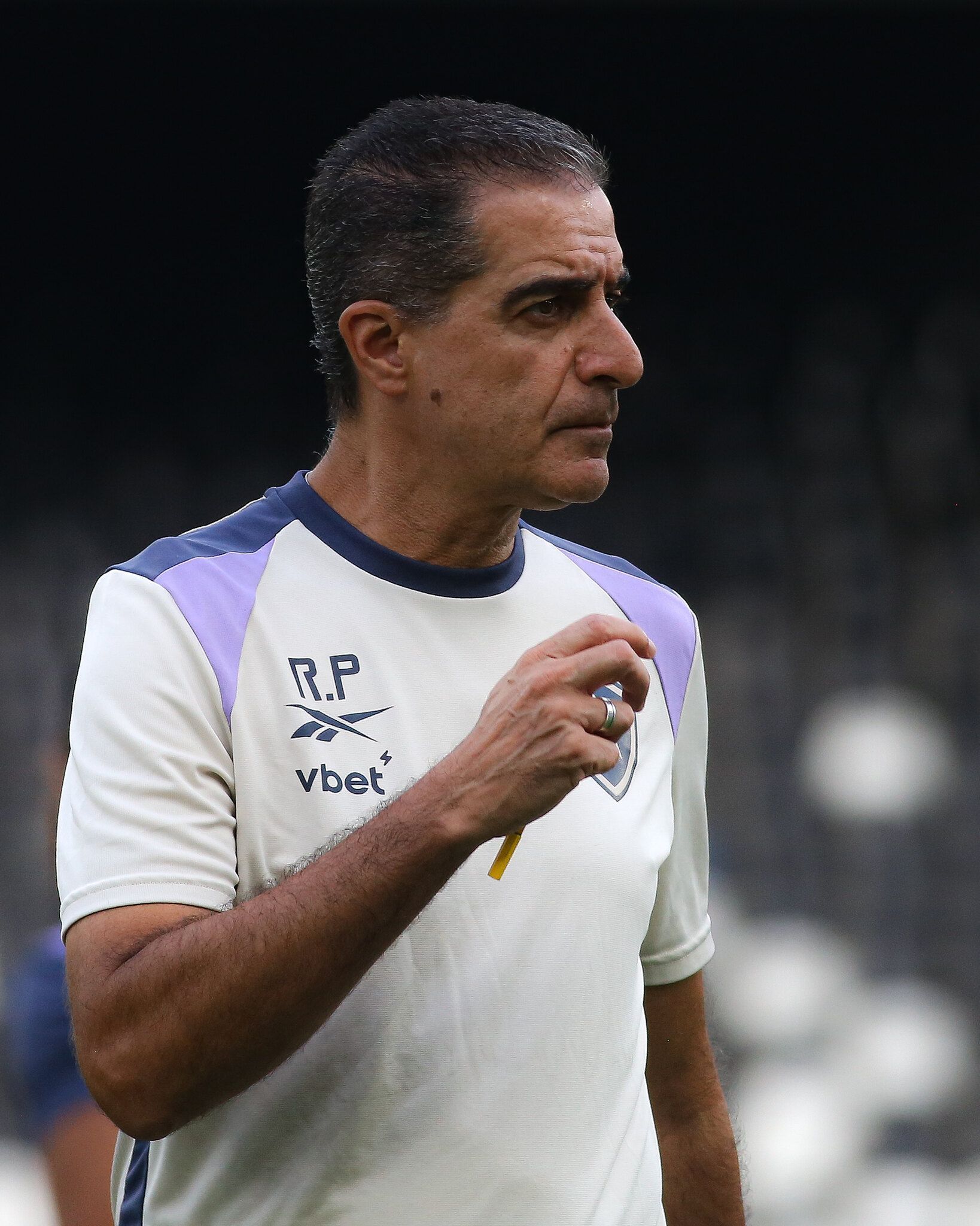 Antes de confronto, Paiva vê Botafogo e Atlético com 'o mesmo problema'