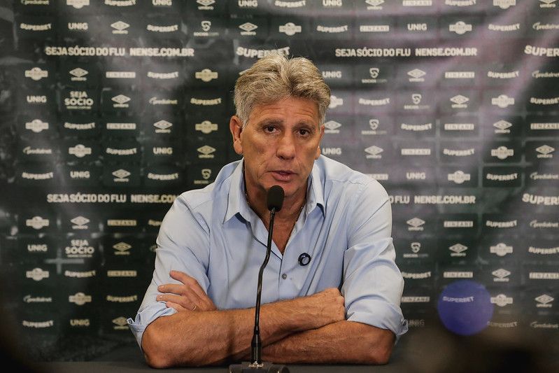 Renato Gaúcho se derrete por elenco do Fluminense após mais uma vitória