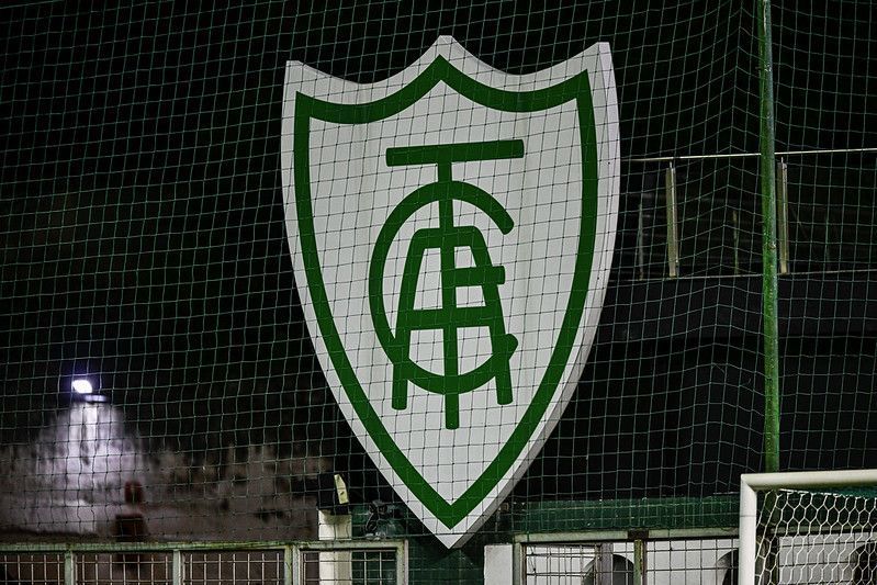 América recebe CRB em confronto direto pela Série B do Brasileiro