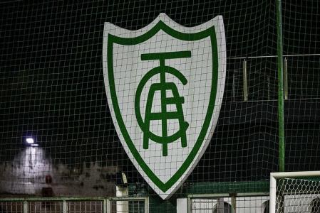 Escudo do América na Arena Independência, em Belo Horizonte