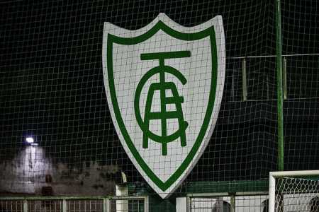 Escudo do América na Arena Independência, em Belo Horizonte