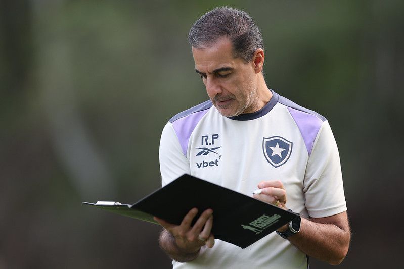 Escalação do Botafogo: veja o provável time diante do Atlético no Brasileiro