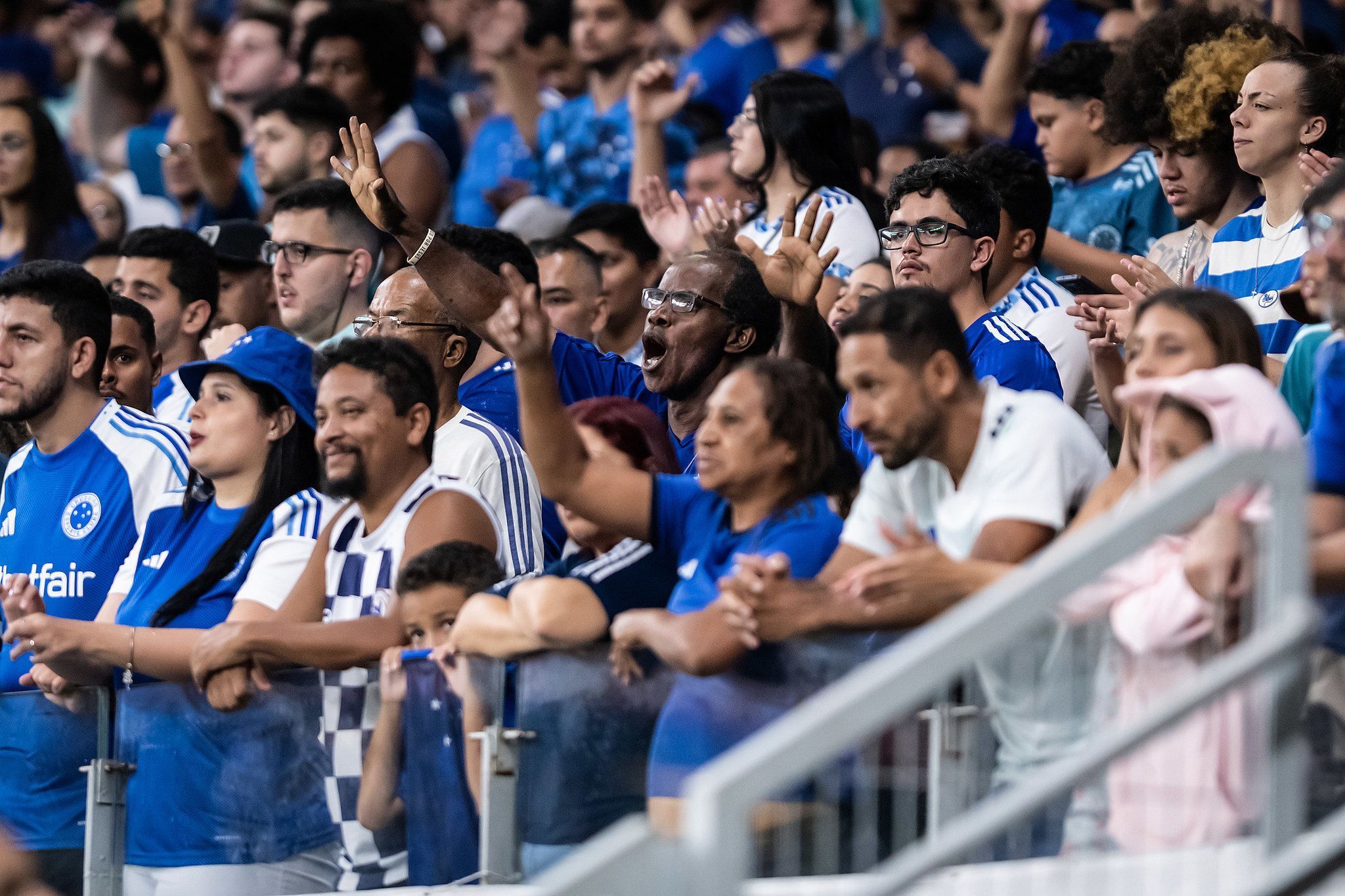 Cruzeiro divulga primeira parcial de ingressos vendidos para duelo contra o Vila Nova
