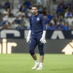 Goleiro do Bahia mostra apoio a Cássio após choro e desabafo: 'Você é gigante'