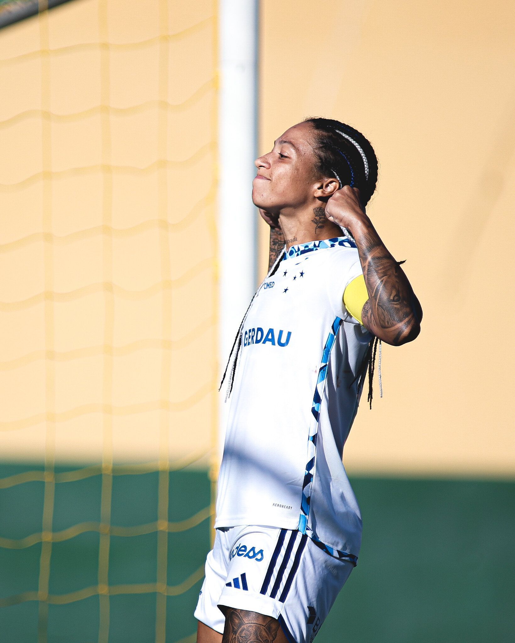 Cruzeiro goleia América e segue invicto no Brasileirão Feminino