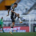 Titular do Atlético rasga o joelho em vitória sobre o Botafogo no Mineirão; veja foto