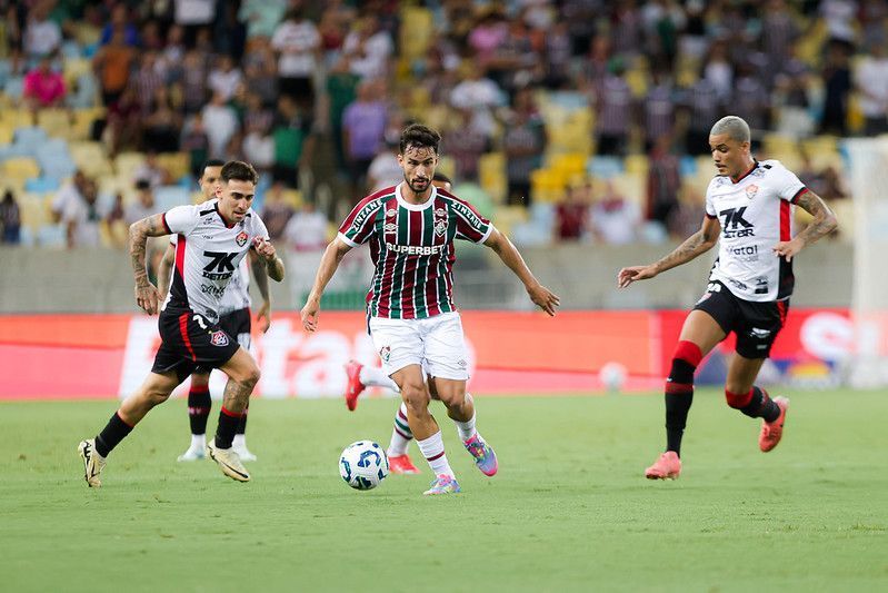 Titular contra o Vitória, Martinelli atinge marca histórica no Fluminense