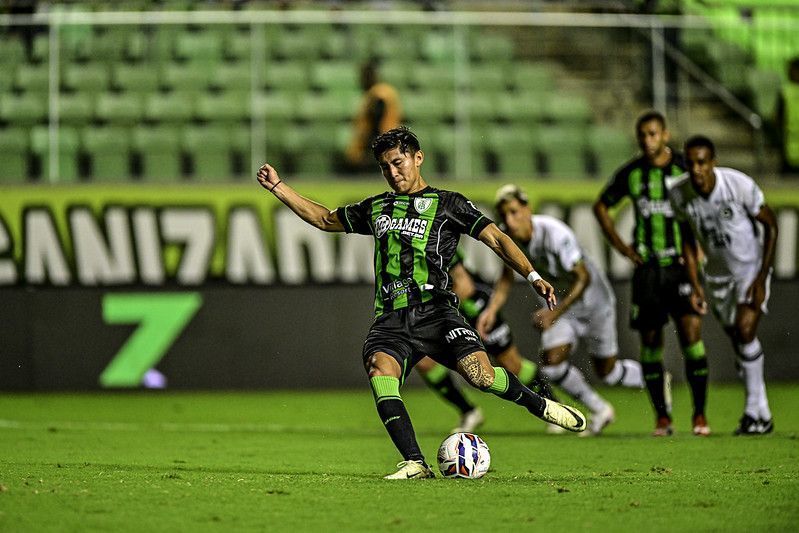 STJD concede efeito suspensivo, e Miguelito pode reforçar América na Série B