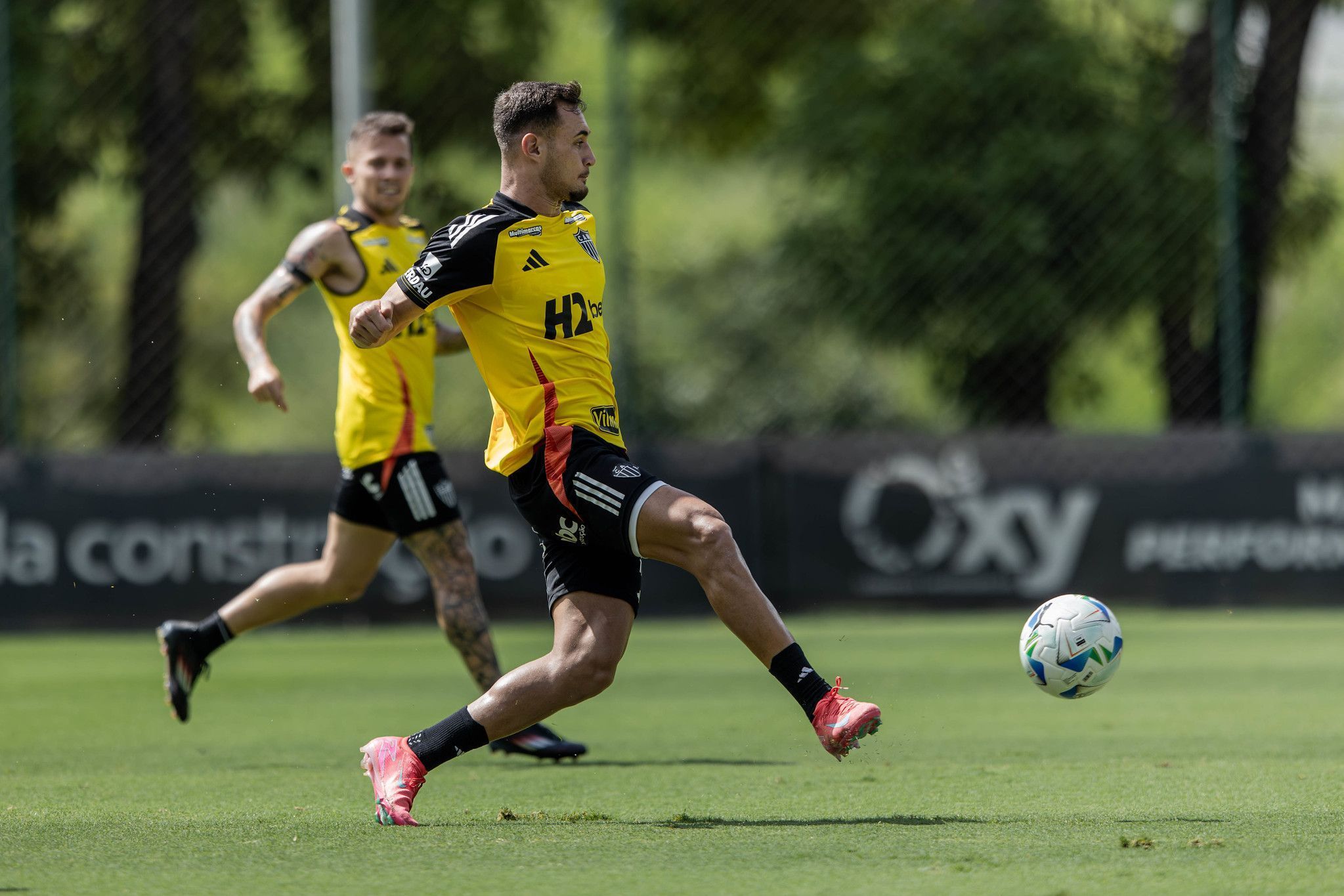 Atlético faz primeiro treino antes de duelo contra Juventude pelo Brasileiro
