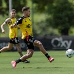 Atlético faz primeiro treino antes de duelo contra Juventude pelo Brasileiro