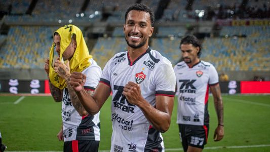 Atacante Lucas Braga após jogo entre Vitória e Fluminense, no Maracanã, pelo Campeonato Brasileiro de 2025