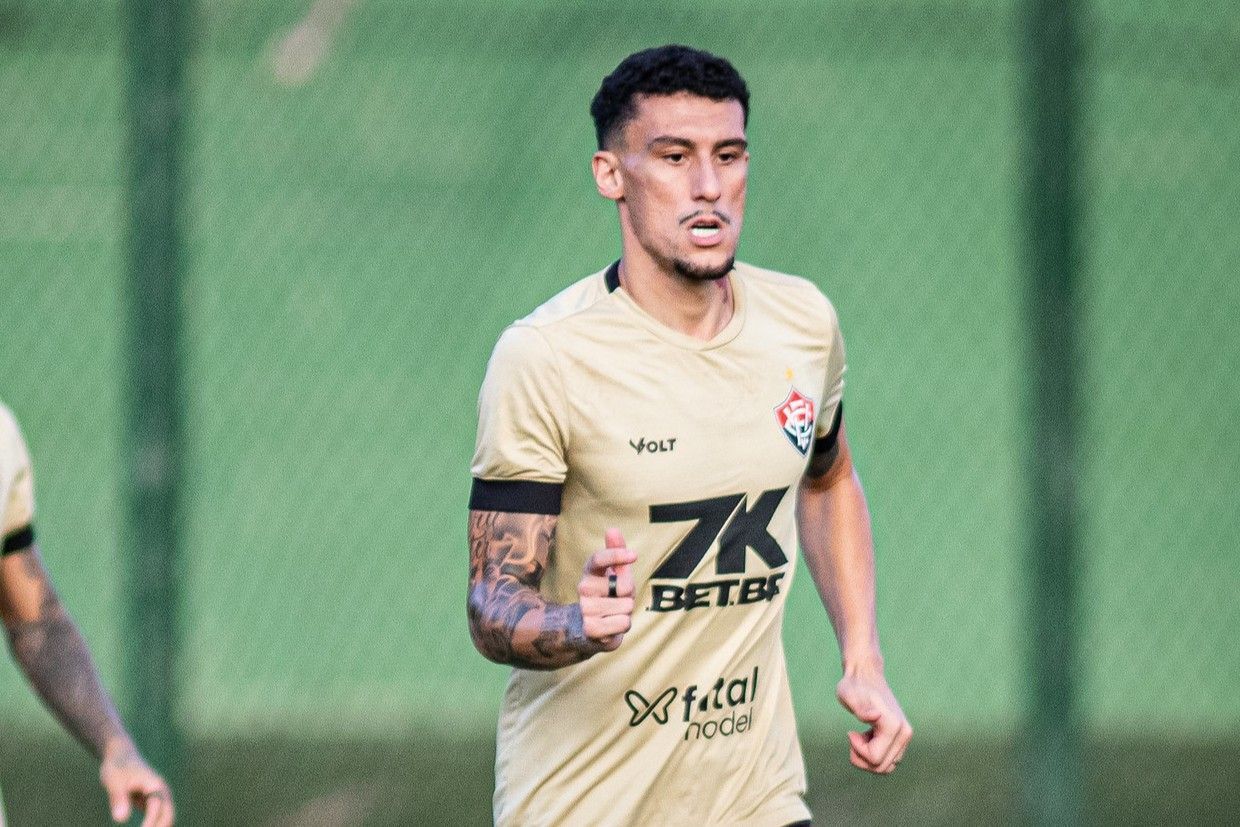 Escalação do Vitória: volante se recupera e pode ser novidade contra o Vasco