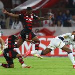 Flamengo e LDU se enfrentam em 'decisão' pelo Grupo C da Libertadores