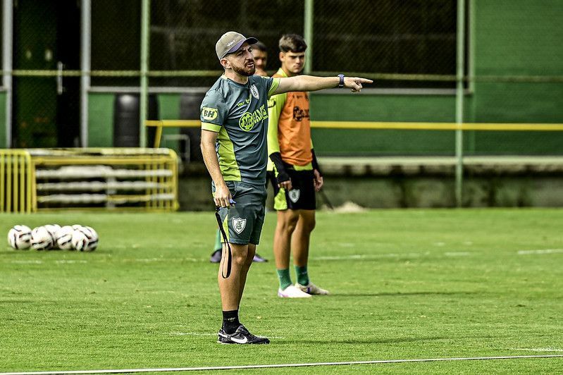 América divulga relacionados e não terá titular para jogo da Série B