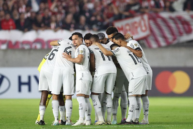 Elenco do Botafogo admite fase ruim e revela cobrança de Renato Paiva