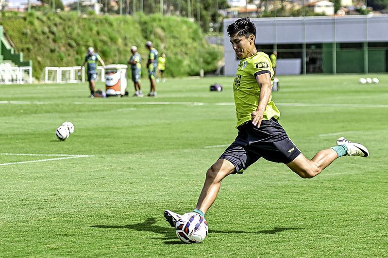 América se posiciona após Miguelito ser acusado de injúria racial