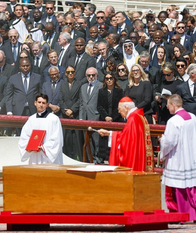 'Quisera Deus que o próximo Papa fosse igual a ele', diz Lula sobre sucessão do Papa Francisco