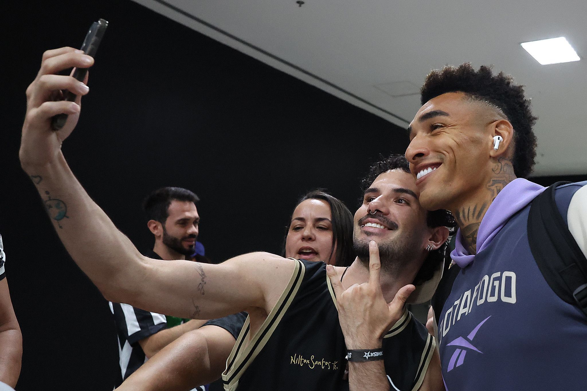 Igor Jesus elogia mudança de Paiva e projeta Botafogo na briga por títulos