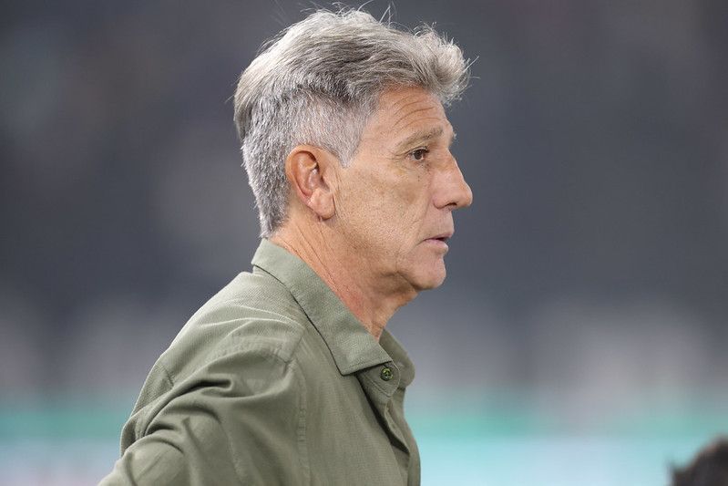 Renato Gaúcho critica clássico do Fluminense: 'Assistimos ao Botafogo'