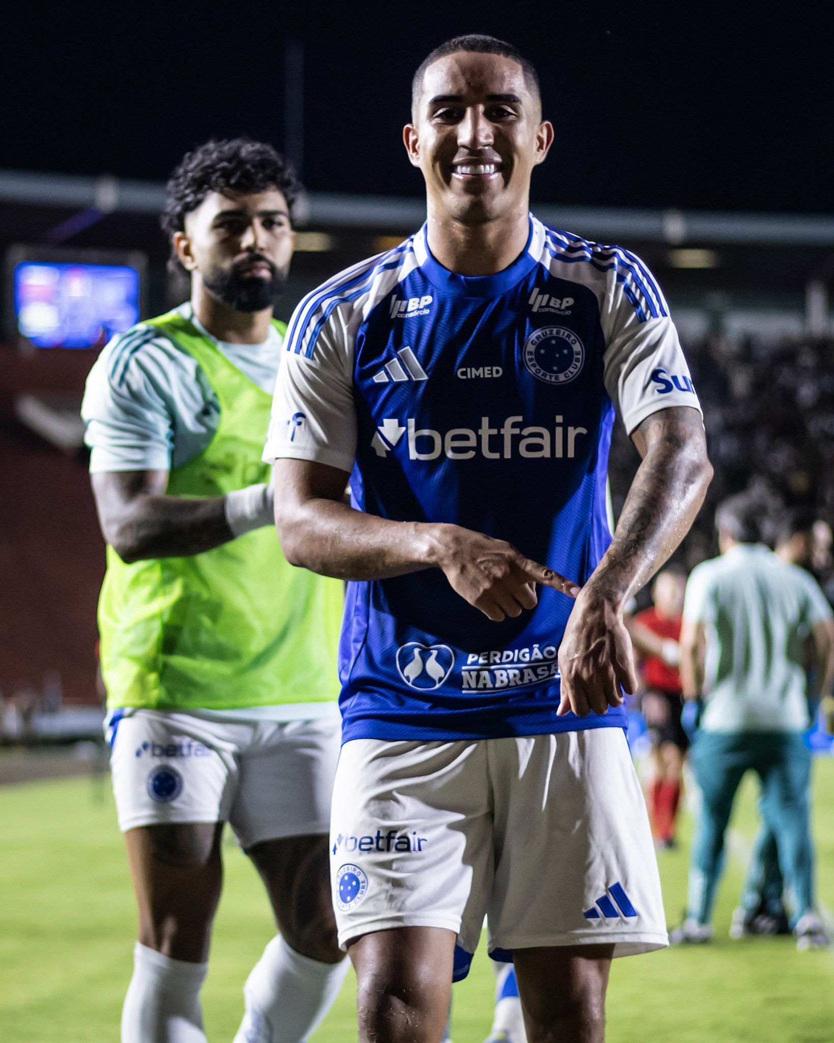 Christian, do Cruzeiro, explica escolhas de Jardim: ‘Qualidade não estava decidindo’