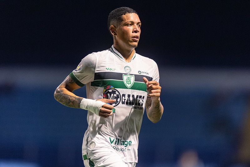 América renova contrato com cria da base até 2027; saiba detalhes