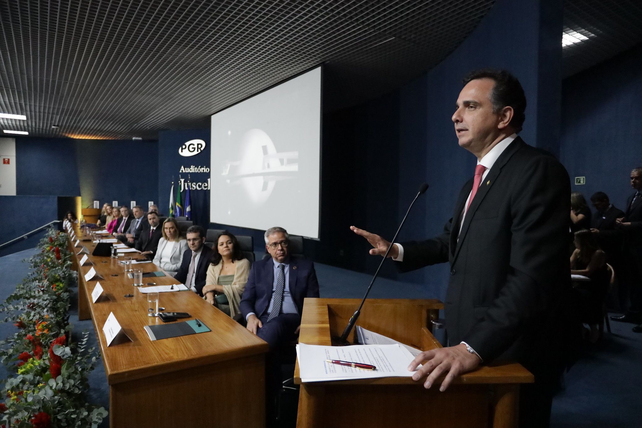 Pacheco é homenageado por procuradores do Ministério Público Federal