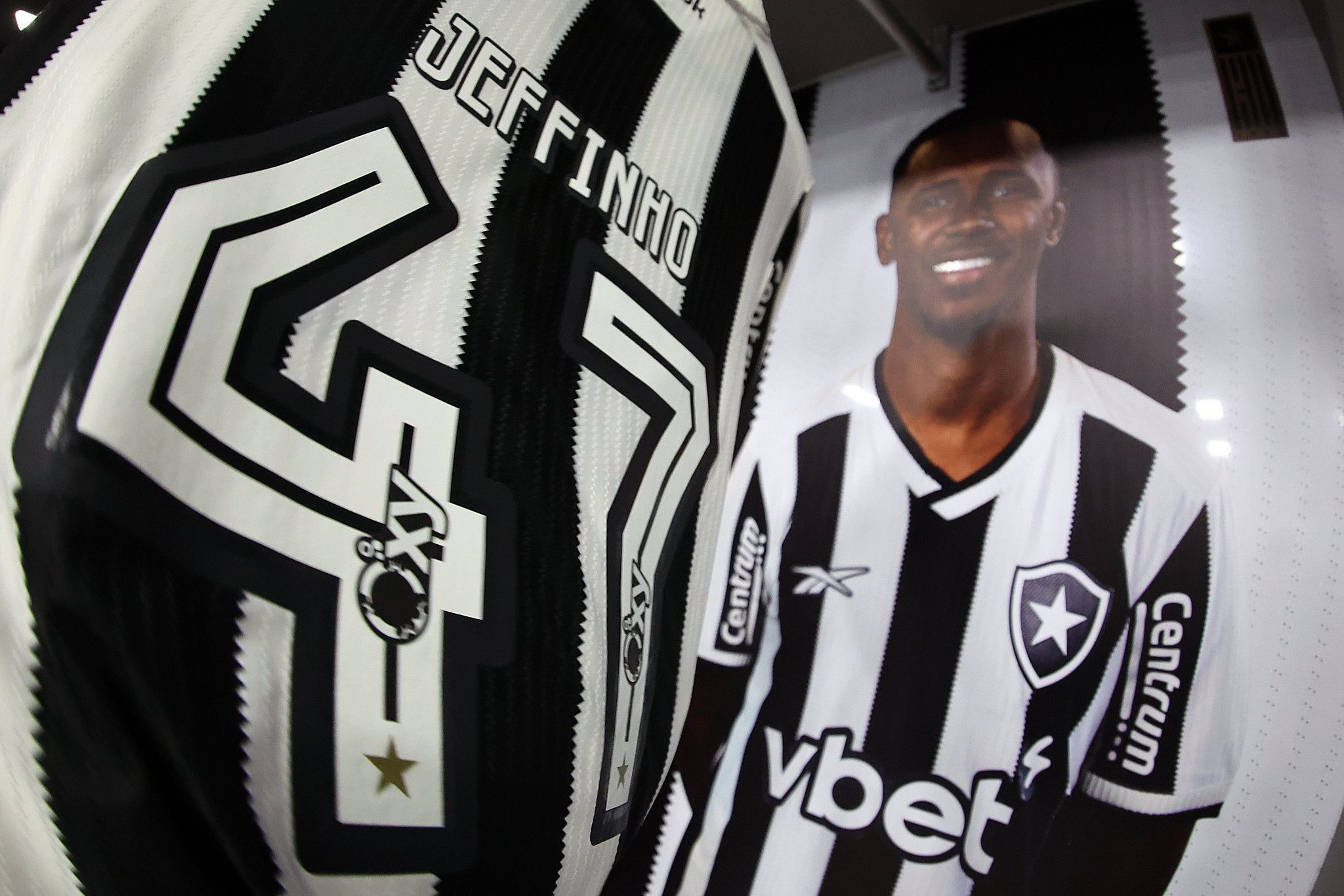 Escalação do Botafogo: Paiva surpreende em formação contra o Capital-DF