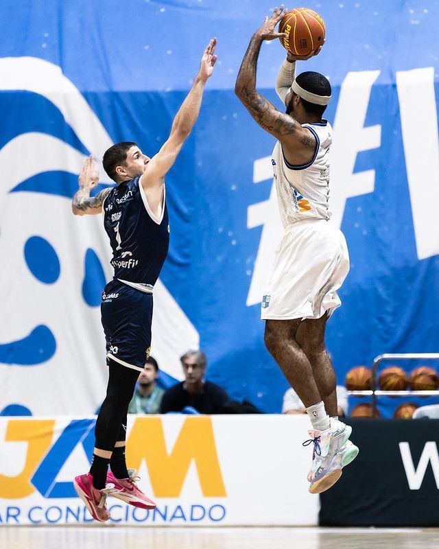 KTO Minas despacha Desk Manager Mogi e avança às quartas do NBB