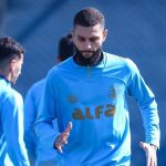 Escalação do Grêmio: Mano Menezes promove três mudanças para enfrentar o Santos