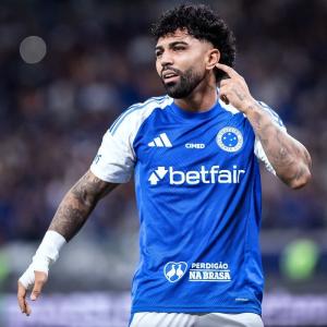 Festa do Cruzeiro após a vitória sobre o Flamengo; Gabigol, Kaio Jorge, Jardim, Cássio, Raposão e companhia foram à loucura no Mineirão