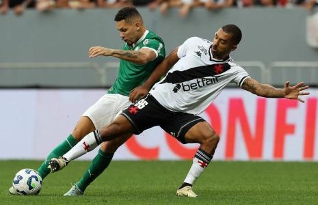 Palmeiras venceu o Vasco no primeiro turno do Brasileiro em Brasília