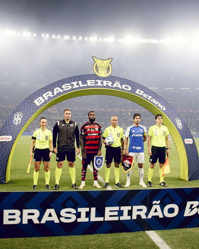 Cruzeiro x Flamengo: fotos dos golaços e da partida no Mineirão pelo Brasileiro