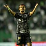 Atlético segura pressão do Juventude e vence primeira fora de casa no Brasileirão