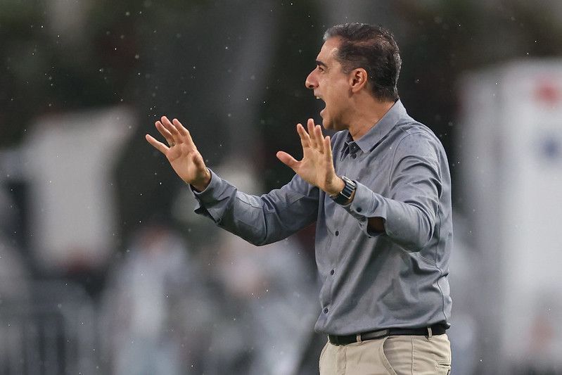 Renato Paiva vê controle do Botafogo em vitória e elogia Carabobo