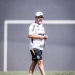 Diretoria do Santos vê evolução com Cléber Xavier e aprova primeiros passos