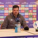 Auxiliar técnico do Fluminense encontra culpado por atuação ruim na Sul-Americana
