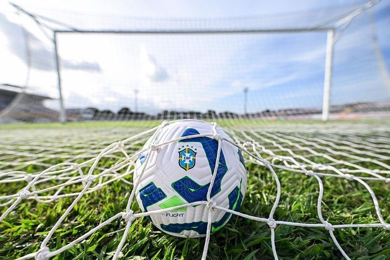 Fluminense, Flamengo, Fortaleza e Inter propõem punição inovadora a clubes devedores