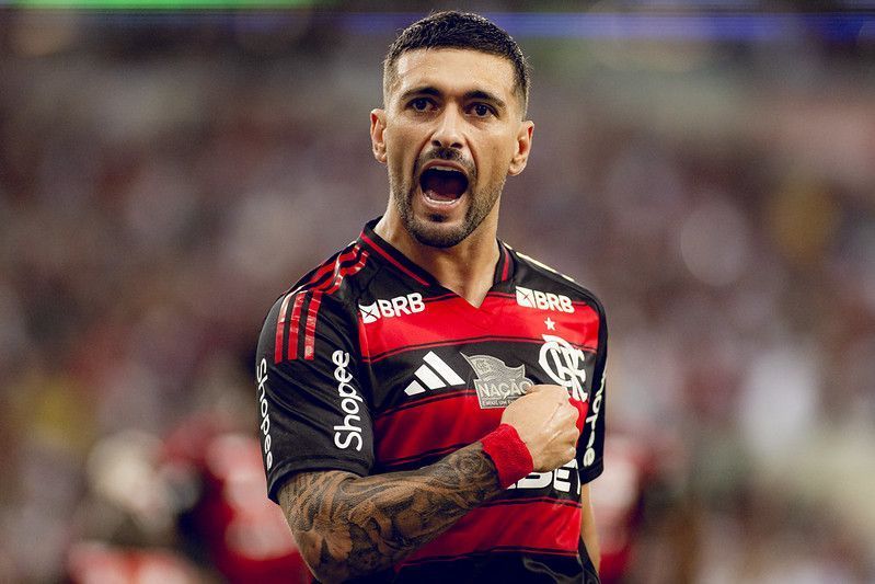 Artilheiro do Brasileiro, Arrascaeta chega perto de marcas expressivas no Brasil