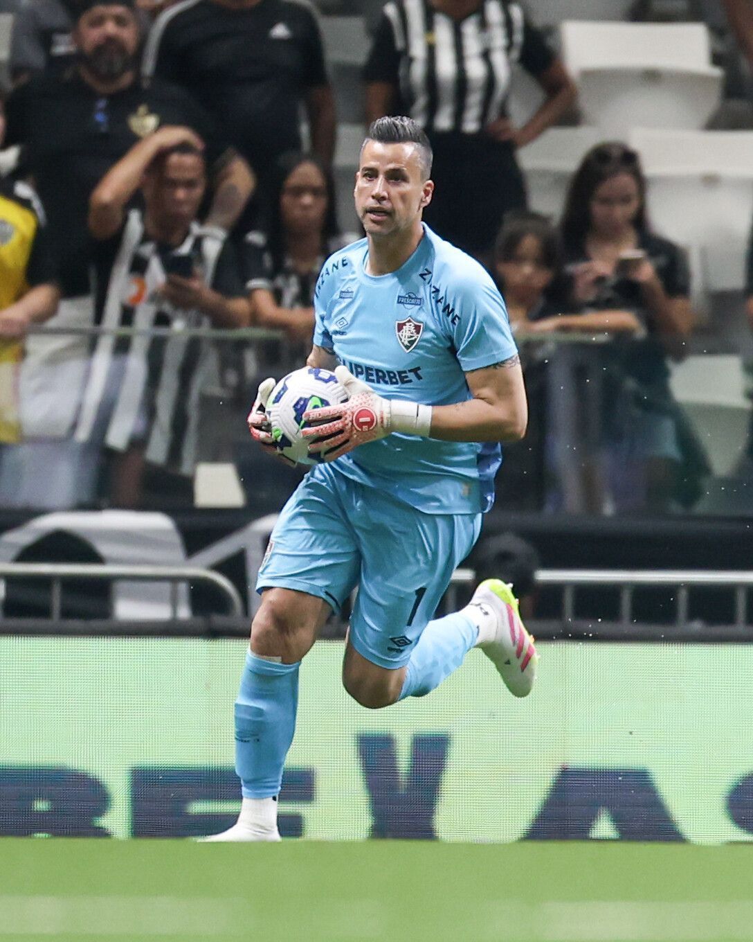 Fábio exalta qualidade do Atlético e aponta motivo da derrota do Fluminense