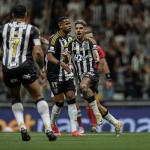 Rubens encerra e inaugura 'eras' da Arena MRV; entenda