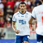 A pedido de Renato Paiva, Fortaleza encaminha contratação de volante do Bahia
